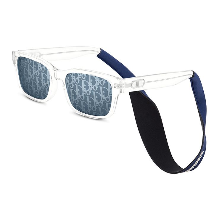 Dior Cd Link S1u Square Sunglasses Crystal Tone Unisex sunglasses CDLKS1UAT-88B8 Basic Packaging-Eyeglass Case+Box,F,Crystal Tone
Dior Cd Link S1u Square Sunglasses Crystal Tone Unisex sunglasses CDLKS1UAT-88B8 Basic Packaging-Eyeglass Case+Box,F,Crystal Tone