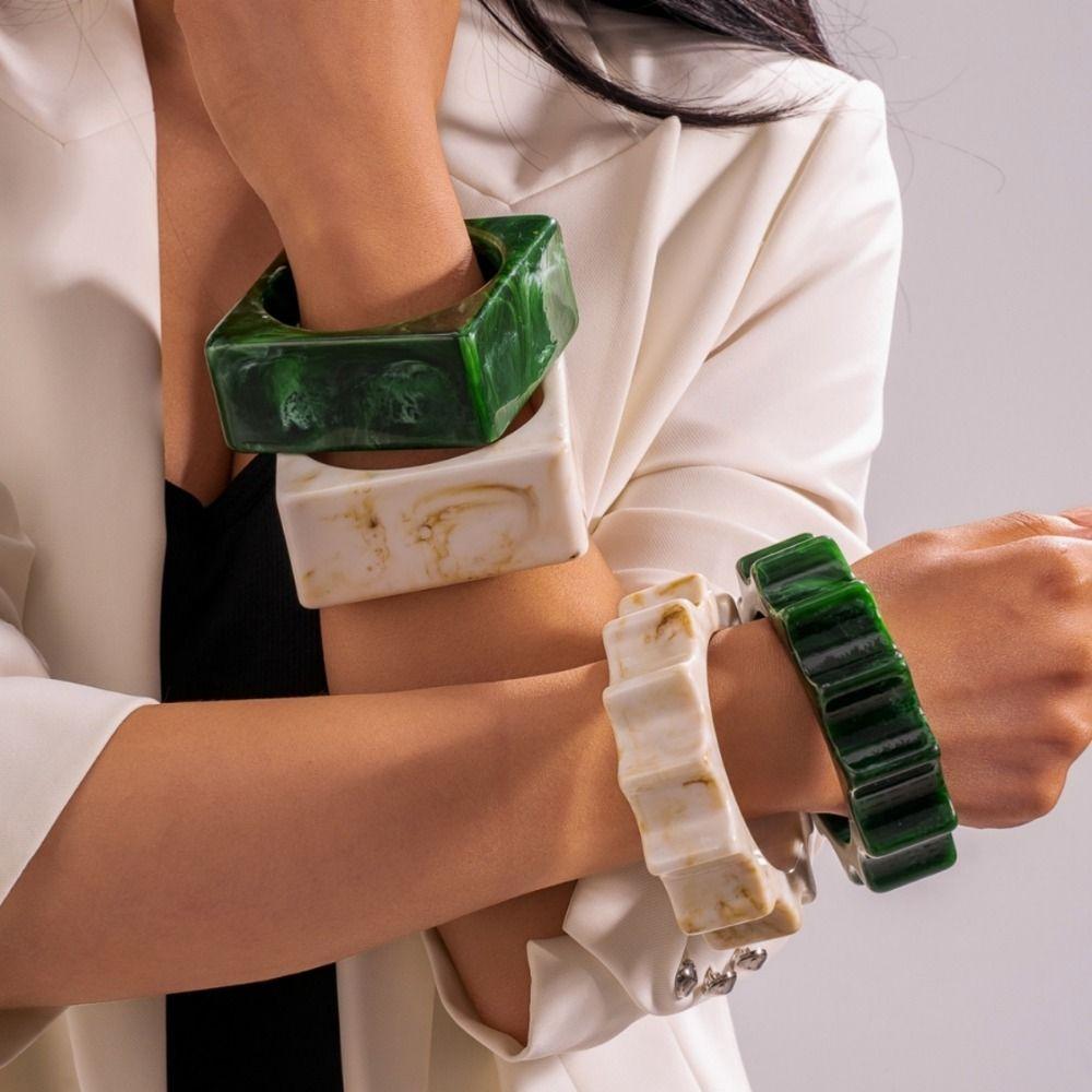 Square Wide Resin Bracelet Bangles Geometric Retro Hand Ring Chunky Bracelets Jewelry Accessories Gear-Beige
Square Wide Resin Bracelet Bangles Geometric Retro Hand Ring Chunky Bracelets Jewelry Accessories Gear-Beige