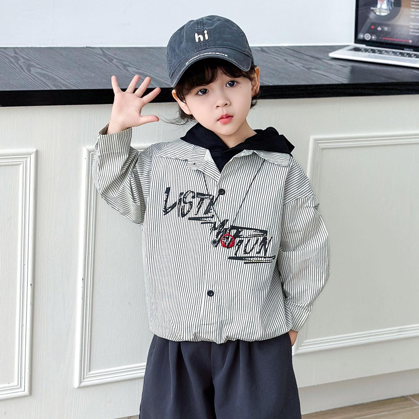 2026 Spring/Autumn Striped Faux Two-Piece Hooded Shirt for Boys & Girls - Trendy, Versatile Long-Sleeve Top 110 cm
2026 Spring/Autumn Striped Faux Two-Piece Hooded Shirt for Boys & Girls - Trendy, Versatile Long-Sleeve Top 110 cm