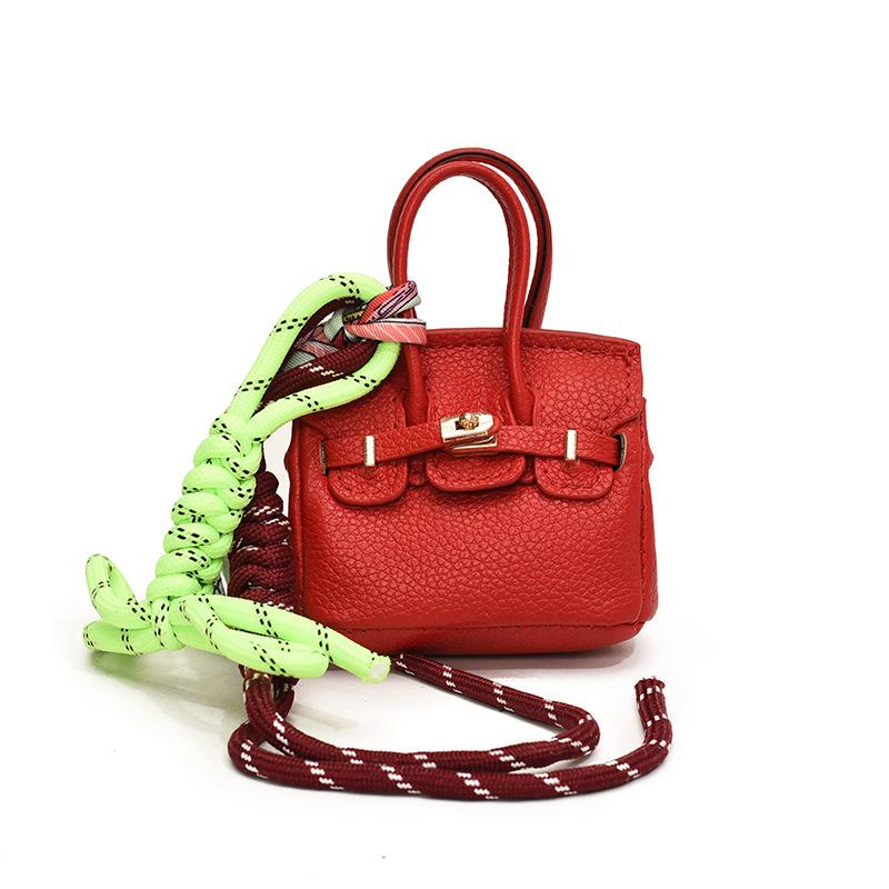 Fashion mini platinum bag women s 2025 new ins earphone bag versatile decorative hanging bag lipstick handbag красный
Fashion mini platinum bag women s 2025 new ins earphone bag versatile decorative hanging bag lipstick handbag красный