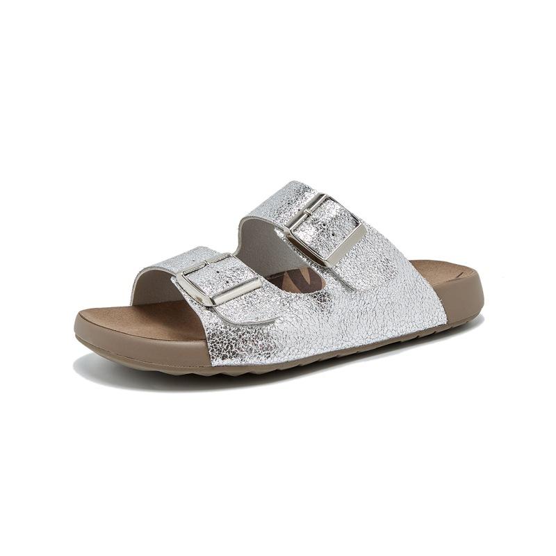 Leather toast shoes women s new platform slippers can be worn outside beach slippers one-word women s half slippers 40 срібний
Leather toast shoes women s new platform slippers can be worn outside beach slippers one-word women s half slippers 40 срібний