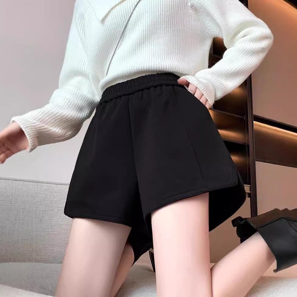 Women s Autumn/Winter A-line Woolen Shorts: Elastic Waist, Loose Fit, Versatile Casual Wide-Leg Style 4XL
Women s Autumn/Winter A-line Woolen Shorts: Elastic Waist, Loose Fit, Versatile Casual Wide-Leg Style 4XL