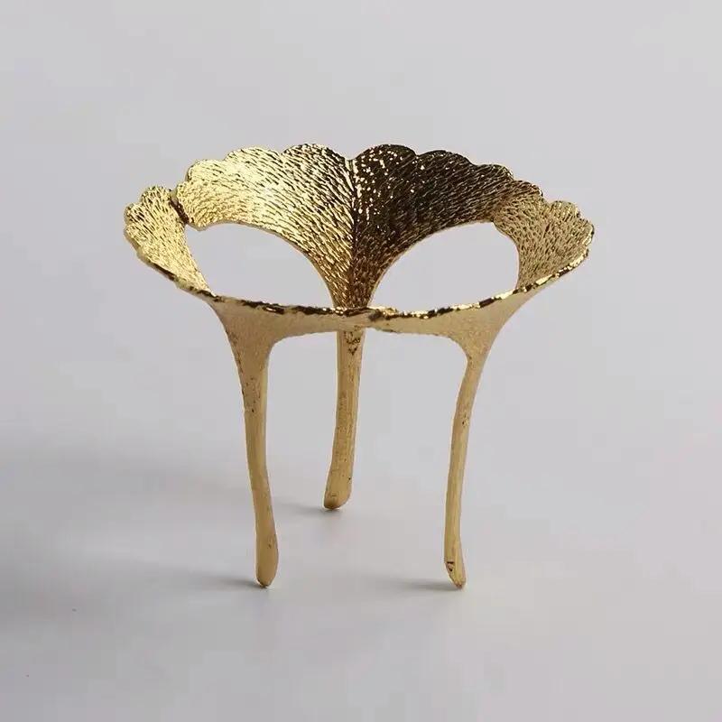 Alloy Ginkgo Leaf Tea Strainer Base Gold and Silver Color Three-Foot Cover Pot Lid Holder Three-Leaf Tea Filter Tea Accessories
Alloy Ginkgo Leaf Tea Strainer Base Gold and Silver Color Three-Foot Cover Pot Lid Holder Three-Leaf Tea Filter Tea Accessories