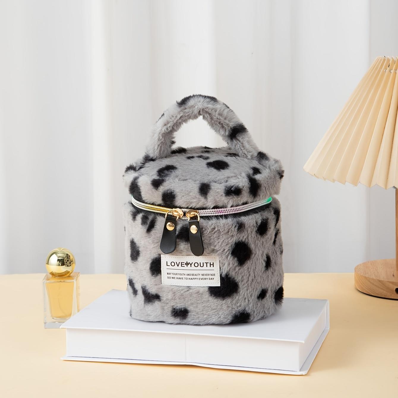 New American Leopard Print Plush Tote Bag, Niche Design Easy Fashion Large Capacity Storage Handbag сірий
New American Leopard Print Plush Tote Bag, Niche Design Easy Fashion Large Capacity Storage Handbag сірий