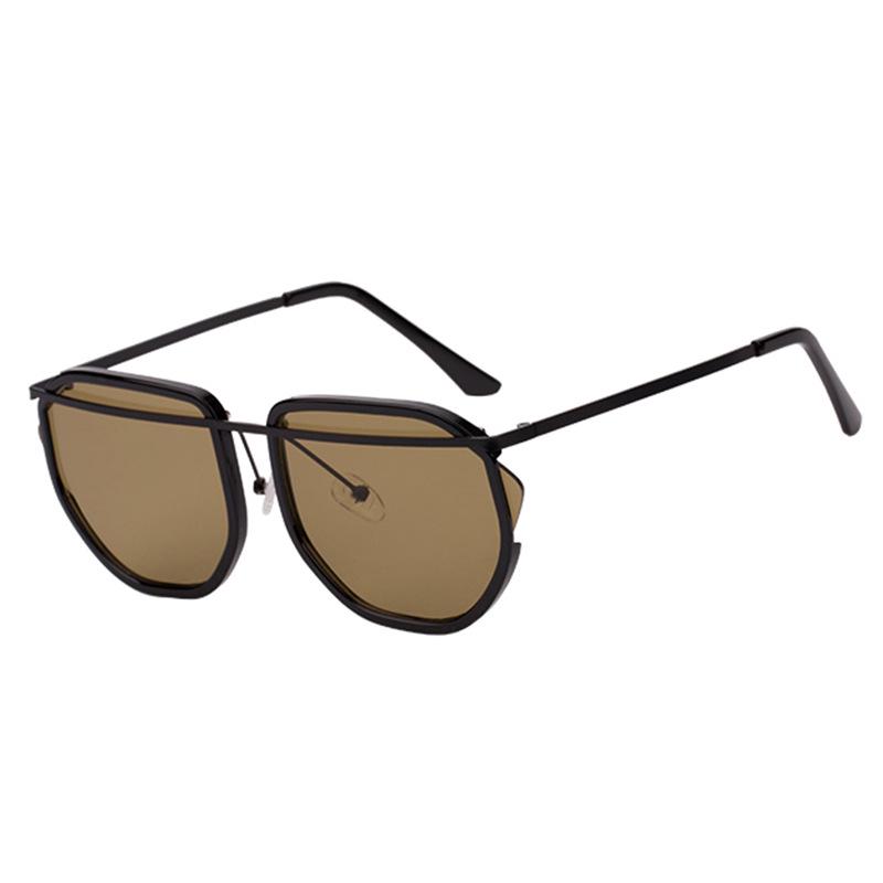 77085 Black Trendy Irregular Metal Sunglasses for Influencers Black Frame, Gray-Black Lens
77085 Black Trendy Irregular Metal Sunglasses for Influencers Black Frame, Gray-Black Lens