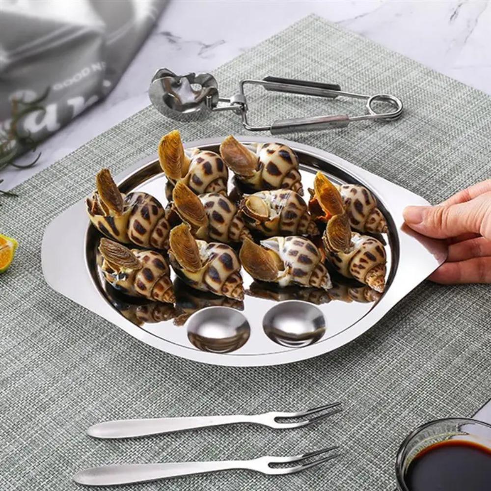 12 Holes Escargot Plate Protruding Handle Mushroom Plate Household Snail Plate Restaurant
12 Holes Escargot Plate Protruding Handle Mushroom Plate Household Snail Plate Restaurant