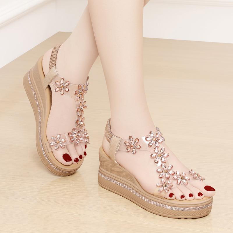 Wedge heel women s sandals new fashion summer soft sole high heel thick sole versatile wear Roman casual women s shoes 40
Wedge heel women s sandals new fashion summer soft sole high heel thick sole versatile wear Roman casual women s shoes 40