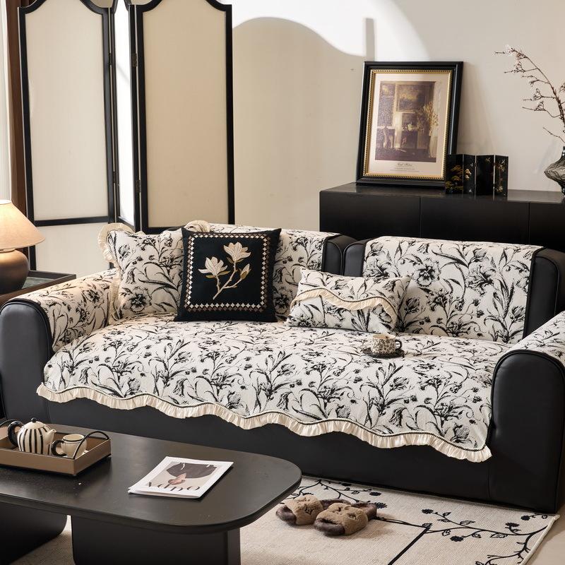 Special-shaped sofa cushion universal in all seasons new non-slip seat cushion light luxury high-end straight row sofa cover cloth towel 70*70cm
Special-shaped sofa cushion universal in all seasons new non-slip seat cushion light luxury high-end straight row sofa cover cloth towel 70*70cm
