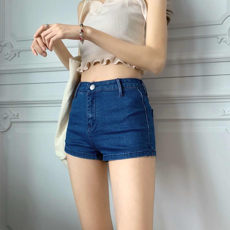Women s Trendy High-Waisted A-Line Denim Shorts - Summer 2021 Style XXL темно-синього кольору
Women s Trendy High-Waisted A-Line Denim Shorts - Summer 2021 Style XXL темно-синього кольору