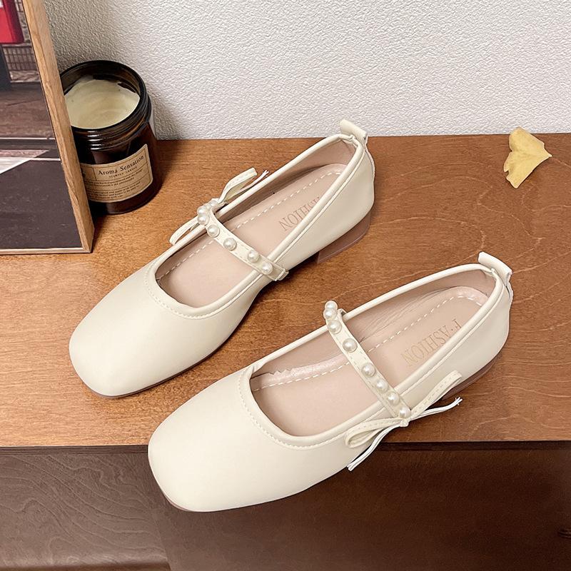 Туфли Мэри Джейн весна и лето новые универсальные с мелким вырезом на плоской подошве с юбкой одинарные туфли женские четырехсезонные туфли-бини 40
Туфли Мэри Джейн весна и лето новые универсальные с мелким вырезом на плоской подошве с юбкой одинарные туфли женские четырехсезонные туфли-бини 40