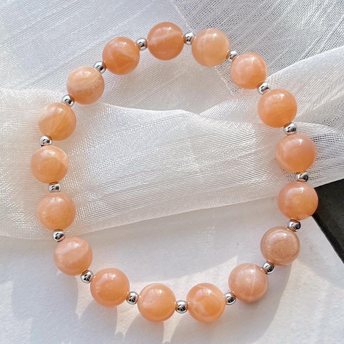 8Mm Natural Gold Sand Orange Moonlight Design Bracelet
8Mm Natural Gold Sand Orange Moonlight Design Bracelet