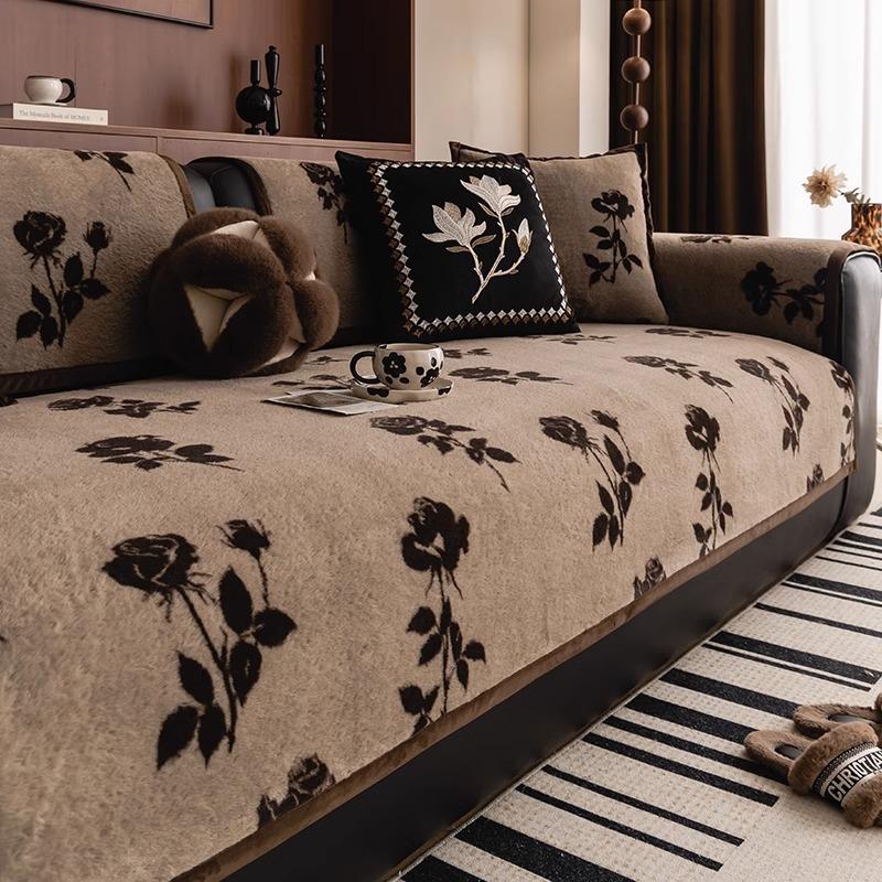 French Retro Jacquard Non-slip Pads Light Luxury Premium Thick Plush Sofa Cushion Autumn and Winter High Weight Anti Slip and Dustproof Sofa Mat 1pc 70*70cm 1pcs
French Retro Jacquard Non-slip Pads Light Luxury Premium Thick Plush Sofa Cushion Autumn and Winter High Weight Anti Slip and Dustproof Sofa Mat 1pc 70*70cm 1pcs