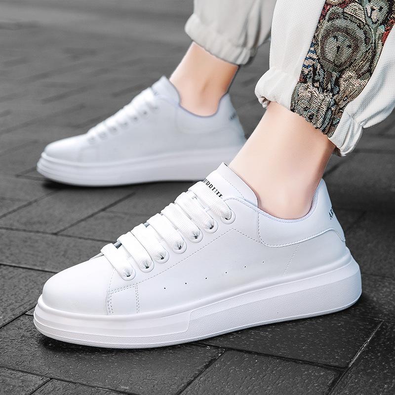 Мужская обувь 2025 весна и осень McQueen повседневная удобная молодежная корейская версия тренд простые белые дышащие универсальные кеды 39
Мужская обувь 2025 весна и осень McQueen повседневная удобная молодежная корейская версия тренд простые белые дышащие универсальные кеды 39