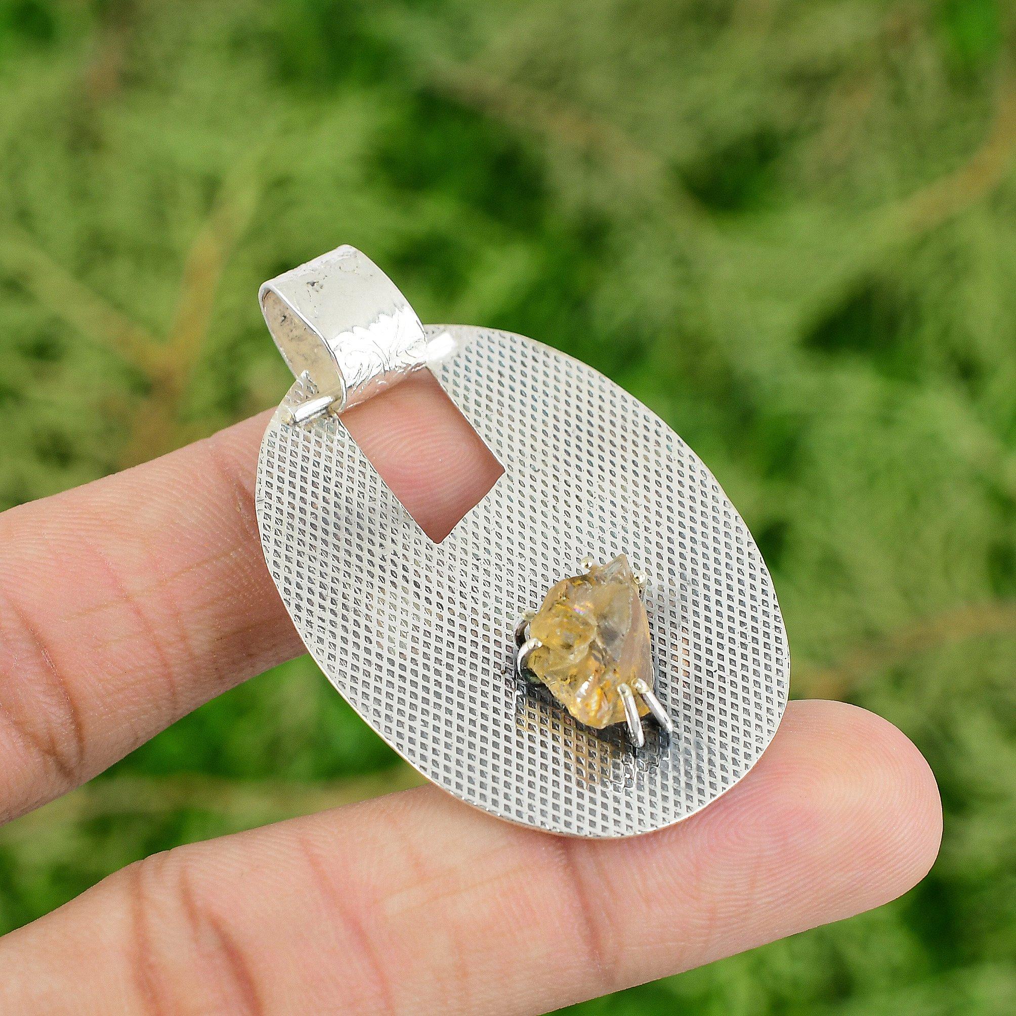 925 Sterling Silver November Birth Octagon Citrine Rough Gemstone Wife Pendant
925 Sterling Silver November Birth Octagon Citrine Rough Gemstone Wife Pendant