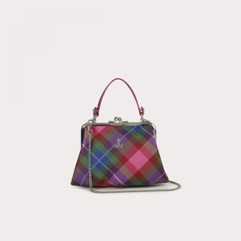 Vivienne Westwood Tartan Bokjori Chain Cross Bag Blue Check blue check
Vivienne Westwood Tartan Bokjori Chain Cross Bag Blue Check blue check