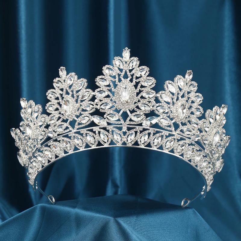 Parkle Rhinestone Bridal Crown – Eye - Catching Wedding Tiara Featuring Multi - Cut Crystals, Perfect for Magical Weddings, Brid серебряный
Parkle Rhinestone Bridal Crown – Eye - Catching Wedding Tiara Featuring Multi - Cut Crystals, Perfect for Magical Weddings, Brid серебряный