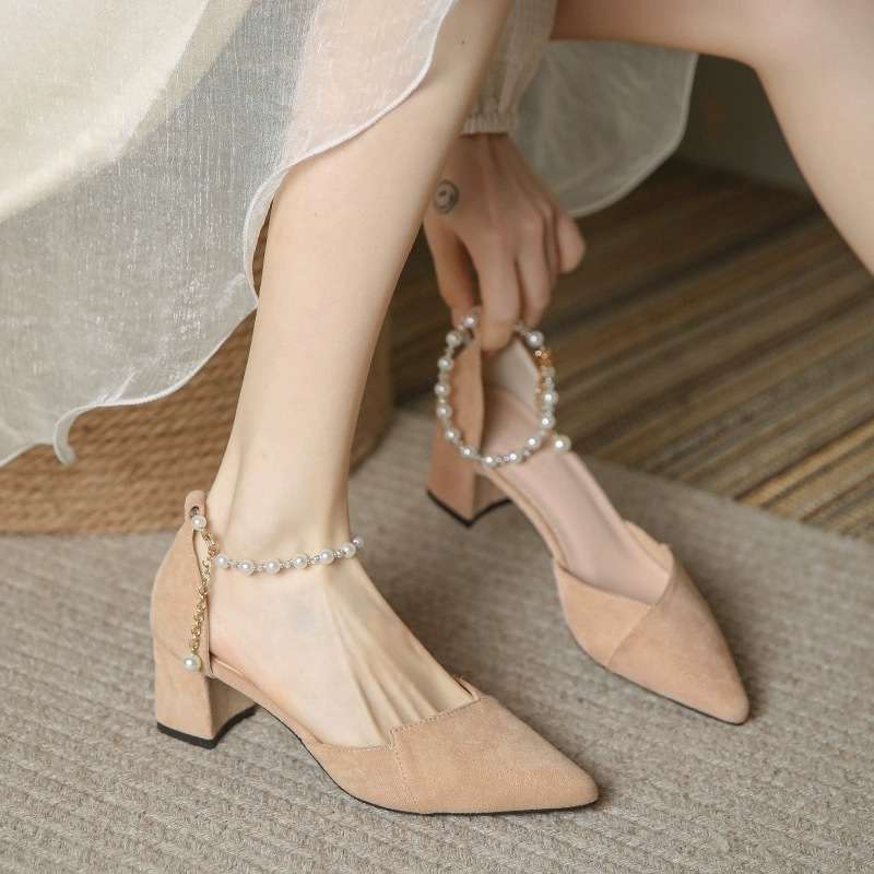 Французский темперамент высокие каблуки женские толстый каблук лето сказочный стиль нежные туфли подружки невесты одинарные туфли жемчужные сандалии женский средний каблук маленький размер 39
Французский темперамент высокие каблуки женские толстый каблук лето сказочный стиль нежные туфли подружки невесты одинарные туфли жемчужные сандалии женский средний каблук маленький размер 39