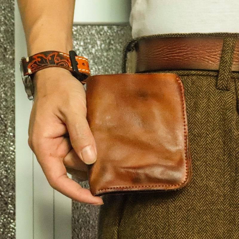 Retro Hand-Brushed Genuine Leather Wallet, Vegetable Tanned, with Multiple Card Slots and Zipper
Retro Hand-Brushed Genuine Leather Wallet, Vegetable Tanned, with Multiple Card Slots and Zipper
