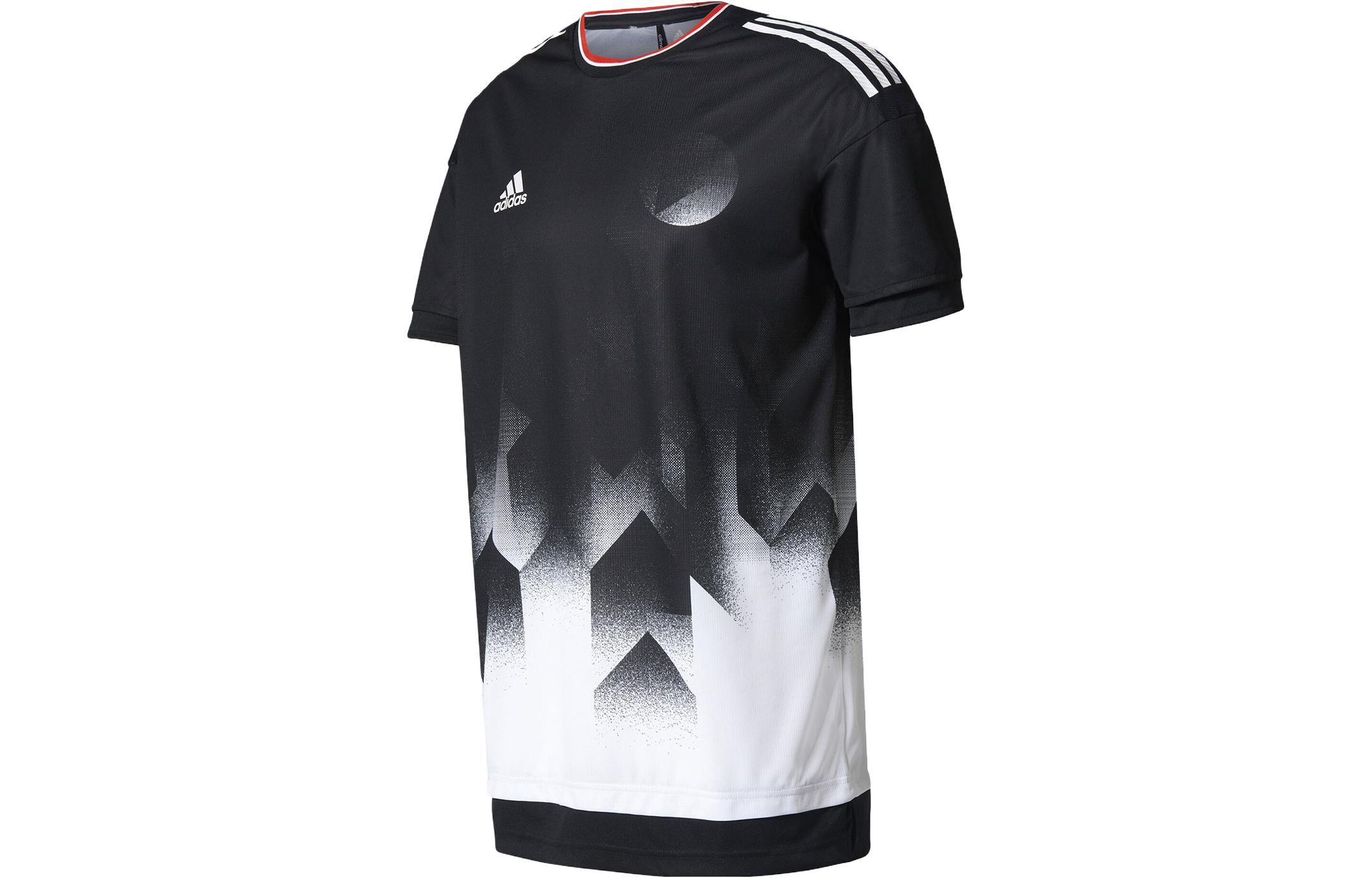Adidas T Shirts Men s Black Crew Neck Moderate Straight Fit BS3812 M
Adidas T Shirts Men s Black Crew Neck Moderate Straight Fit BS3812 M