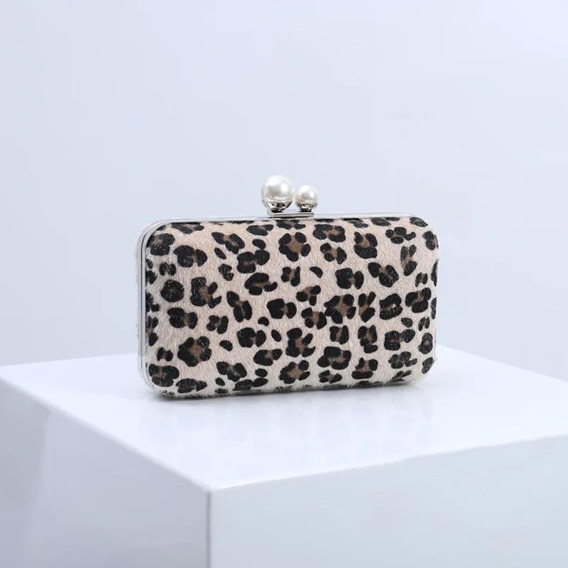 Leopard Velvet Clutch Bags for Women Luxury Designer Purse and Handbags Ladies Evening Bags Chain Shoulder Bags 2024 Sac A Main кофейный
Leopard Velvet Clutch Bags for Women Luxury Designer Purse and Handbags Ladies Evening Bags Chain Shoulder Bags 2024 Sac A Main кофейный
