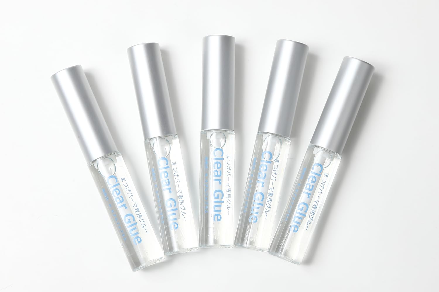 Set of 5 high-adhesion clear glues for eyelash perms. Also suitable for false eyelashes and brow lifts
Set of 5 high-adhesion clear glues for eyelash perms. Also suitable for false eyelashes and brow lifts
