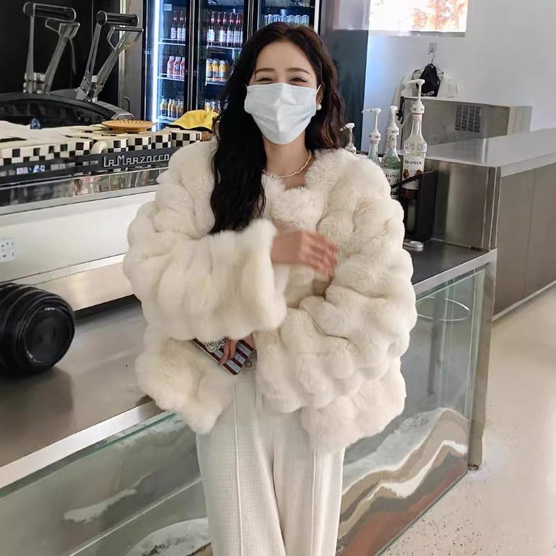 Короткая женская одежда из меха пузырей, пушистая куртка на осень и зиму с круглым вырезом, имитация меха кролика, модная свободная плюшевая верхняя часть, модный L белый
