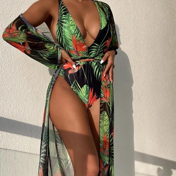 Купальники женские цельные сетчатые с принтом из двух частей бикини S зелёный
Купальники женские цельные сетчатые с принтом из двух частей бикини S зелёный