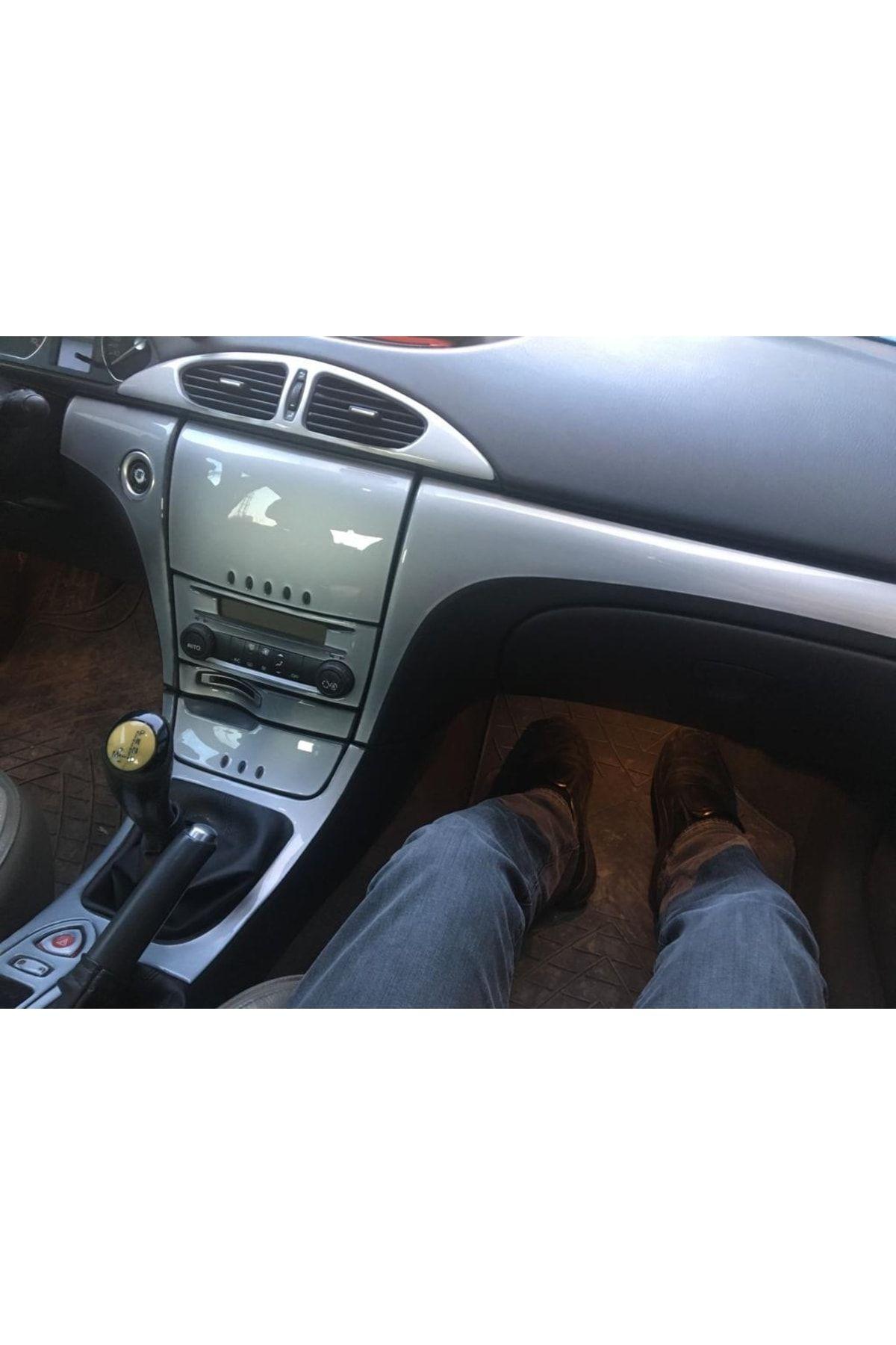 Renault Laguna2 Torpido Maun Kaplama
Renault Laguna2 Torpido Maun Kaplama