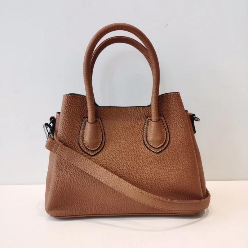 First-layer Cowhide Genuine Leather Women s Bag Fashionable Trendy Bucket Large-capacity Handbag Cross-slung L 27 W 12 H 32CM золотий коричневий колір
First-layer Cowhide Genuine Leather Women s Bag Fashionable Trendy Bucket Large-capacity Handbag Cross-slung L 27 W 12 H 32CM золотий коричневий колір