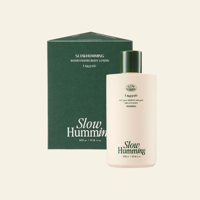 Slow Humming - Woodynouri Body Lotion Lakefog 300ml
Slow Humming - Woodynouri Body Lotion Lakefog 300ml