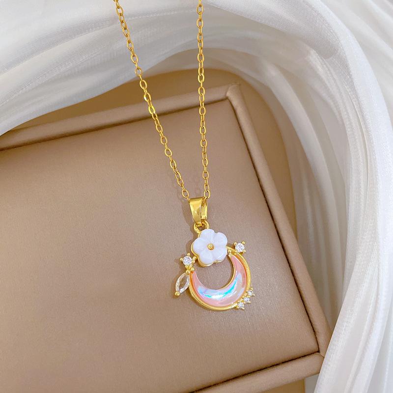 Sweet Pink Resin Moon Necklace for Women Girls Cute White Flower Moon Charm Stainless Steel Chain Jewelry Accessories Gifts
Sweet Pink Resin Moon Necklace for Women Girls Cute White Flower Moon Charm Stainless Steel Chain Jewelry Accessories Gifts