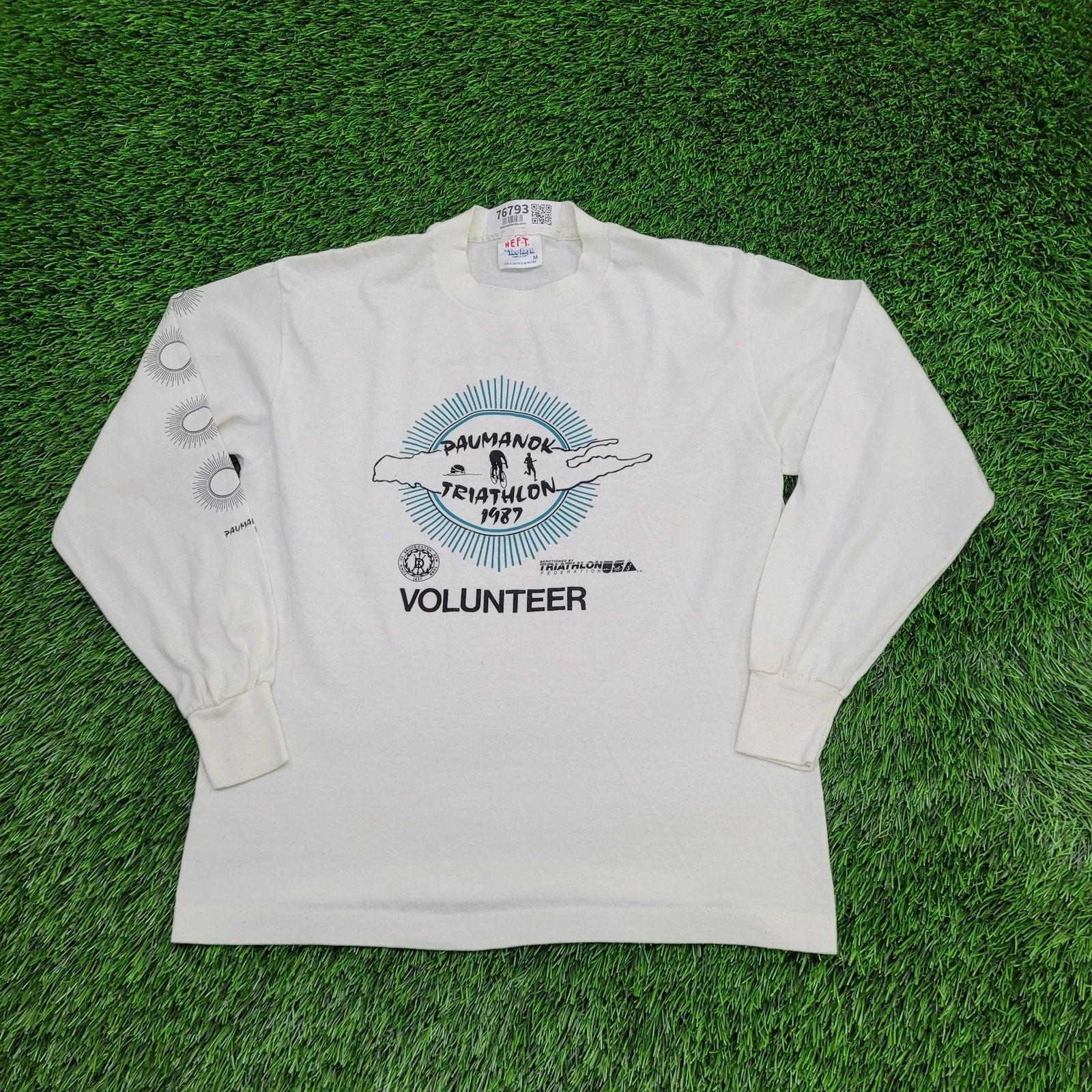 Vintage 1987 Paumanok Triathlon Shirt S/M 18x23 S
Vintage 1987 Paumanok Triathlon Shirt S/M 18x23 S