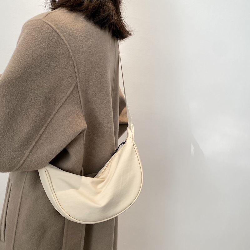 Vintage Small Handbag Women Luxury Shoulder Bags Brand Clutch Bag Small Nylon Crossbody Bag for Women Messenger Bag Bolsa
Vintage Small Handbag Women Luxury Shoulder Bags Brand Clutch Bag Small Nylon Crossbody Bag for Women Messenger Bag Bolsa