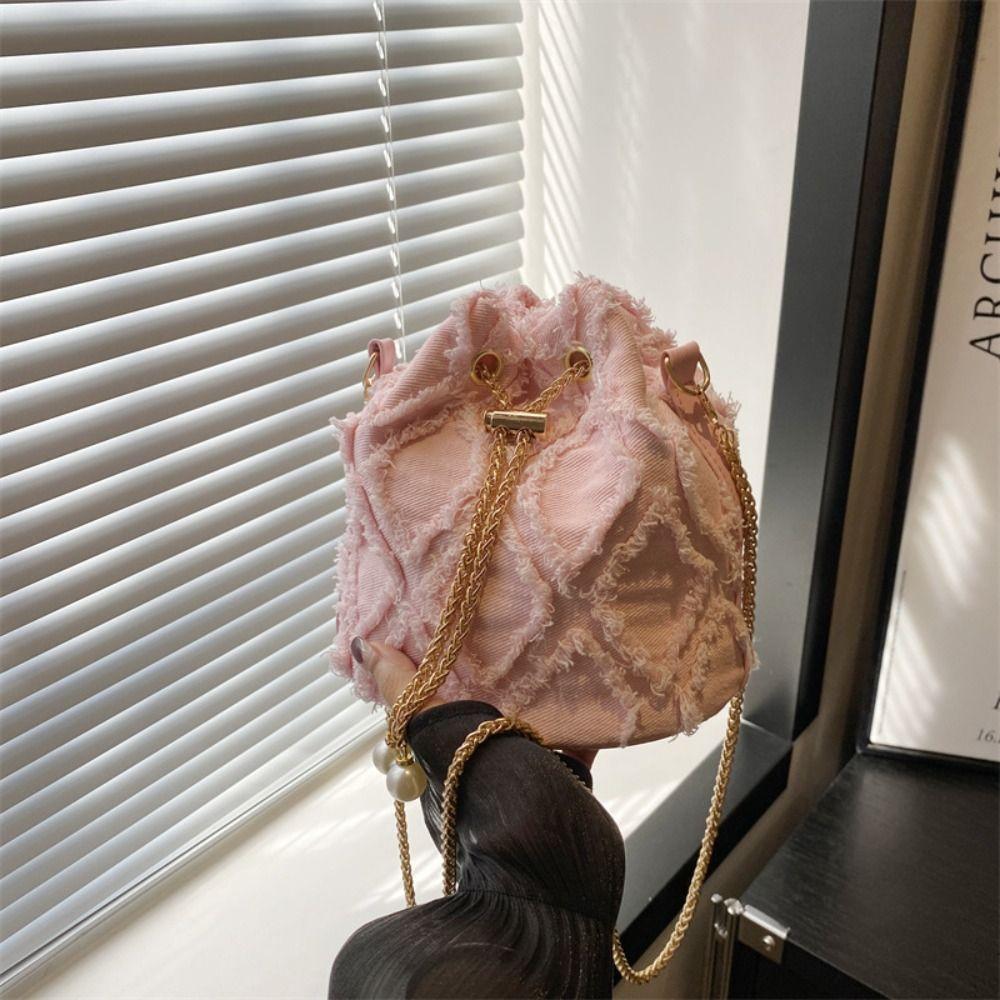 Handbag Denim Bucket Bag Pearl Cloth Shoulder Bag Retro Tassel Denim Crossbody Bag Party чорний
Handbag Denim Bucket Bag Pearl Cloth Shoulder Bag Retro Tassel Denim Crossbody Bag Party чорний