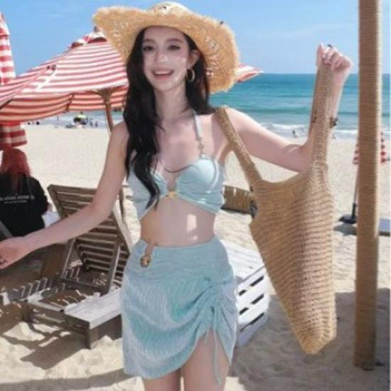 Mint Mambo Sexy Split Skirt Bikini Set for Small Chest - Women s Hot Spring Beach Holiday Swimsuit M (95-105 jin)
Mint Mambo Sexy Split Skirt Bikini Set for Small Chest - Women s Hot Spring Beach Holiday Swimsuit M (95-105 jin)