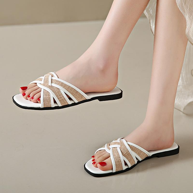 Flat-bottomed retro one-word slippers women s shoes new summer casual woven sandals beach sandals 40 коричневий
Flat-bottomed retro one-word slippers women s shoes new summer casual woven sandals beach sandals 40 коричневий
