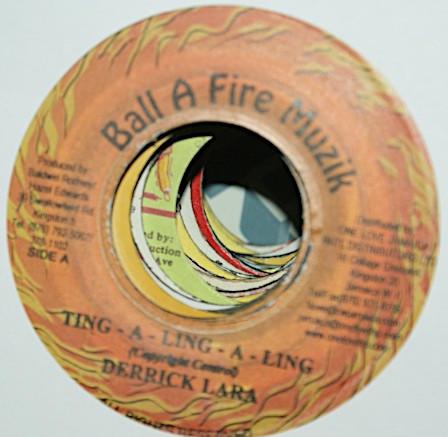 7inch Record DERRICK LARA - Ting-A-Ling-A-Ling NONE Ball A Fire Muz Jamaica Reggae, Ska & Dub Used
7inch Record DERRICK LARA - Ting-A-Ling-A-Ling NONE Ball A Fire Muz Jamaica Reggae, Ska & Dub Used