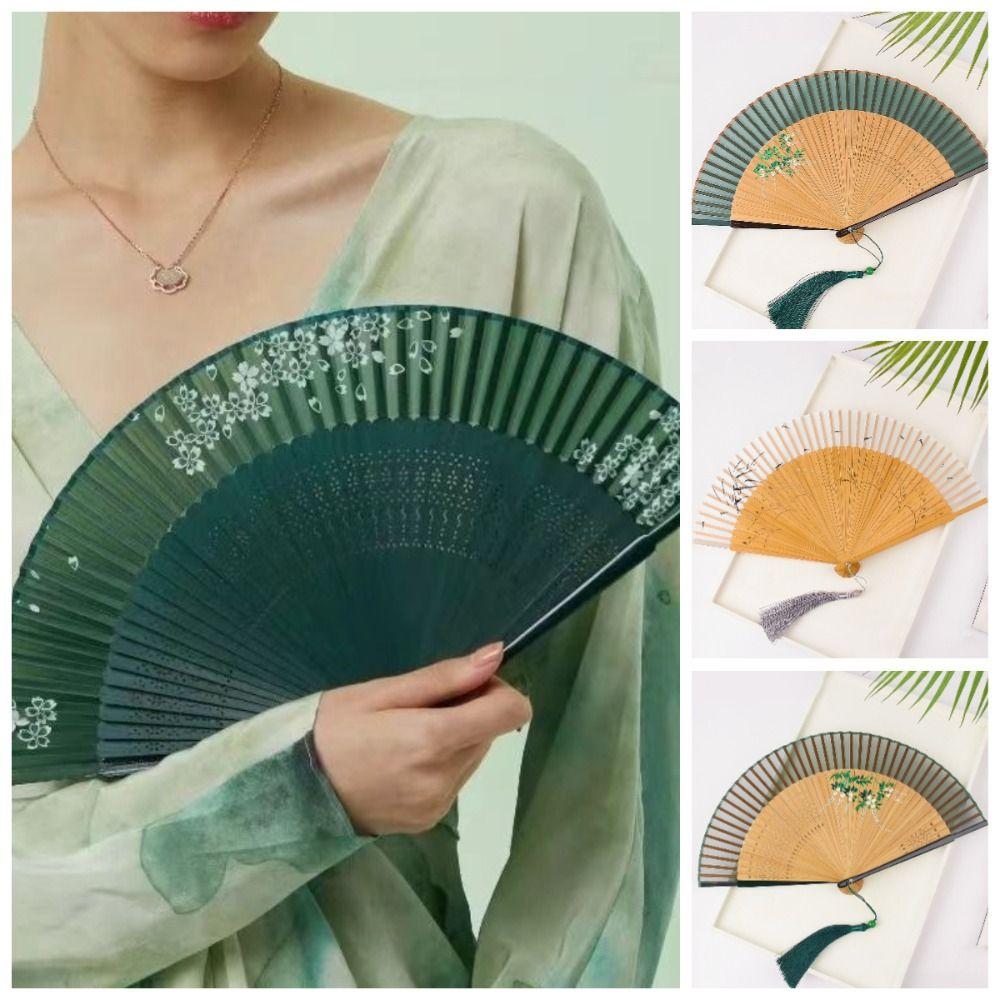 Classical Chinese Style Folding Fan Flower Handheld Fan Carved Bamboo Folding Fan Dance Prop Style F
Classical Chinese Style Folding Fan Flower Handheld Fan Carved Bamboo Folding Fan Dance Prop Style F