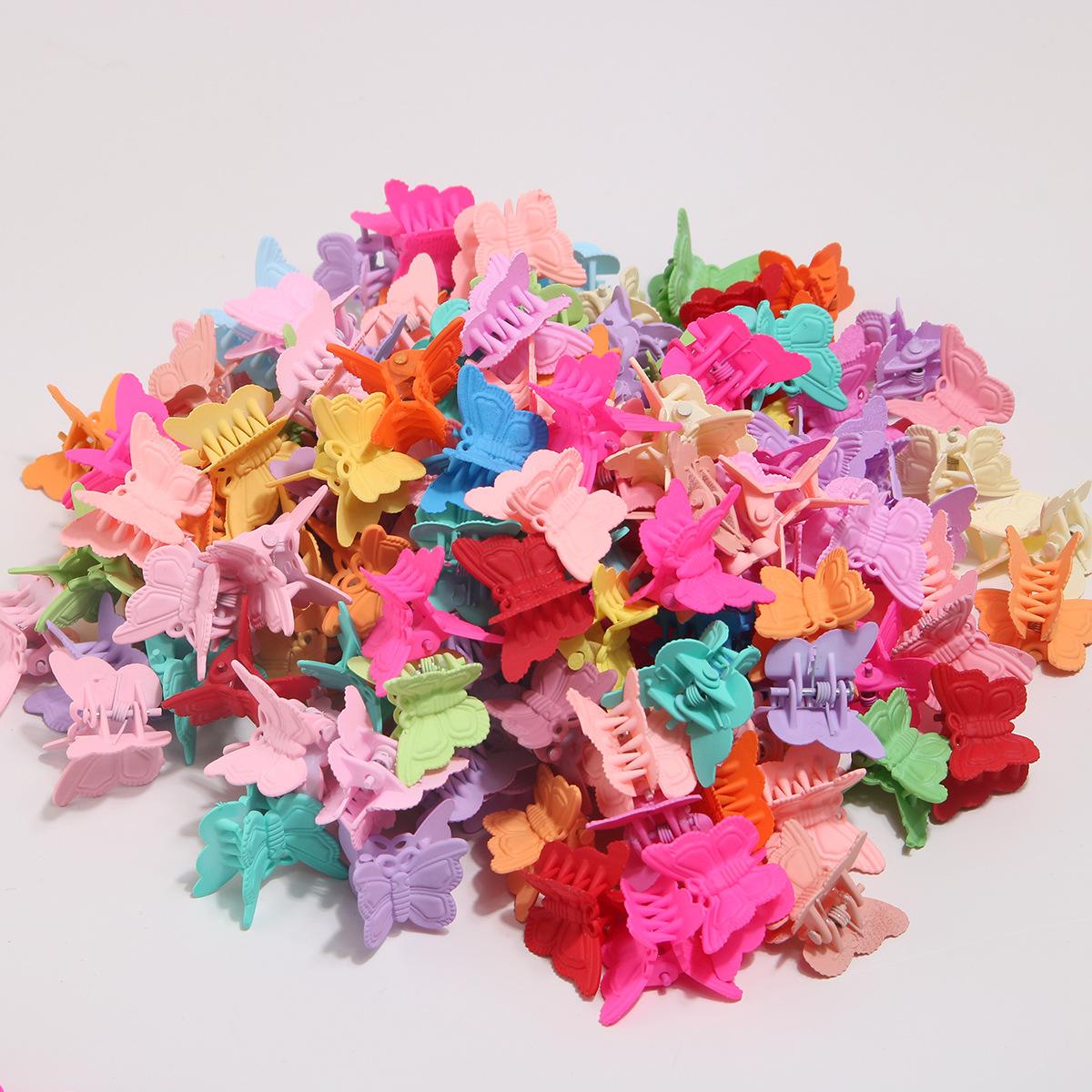 10 шт., скраб-бабочка, мини-когти для волос для женщин и девочек, маленькие когти для волос, детские милые заколки для волос, заколки для волос, матовые аксессуары для волос
10 шт., скраб-бабочка, мини-когти для волос для женщин и девочек, маленькие когти для волос, детские милые заколки для волос, заколки для волос, матовые аксессуары для волос