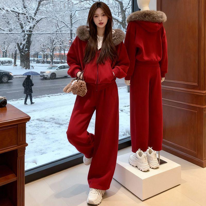 Women s Winter Red Fur Collar Hooded Sweatshirt & Velvet Straight-Leg Pants Set S (suggest 40-47 kg)
Women s Winter Red Fur Collar Hooded Sweatshirt & Velvet Straight-Leg Pants Set S (suggest 40-47 kg)