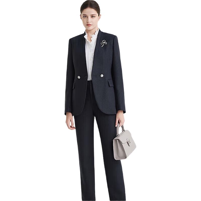 PORTS Women s 2024 A/W Textured Slim-Fit Casual Pants M
PORTS Women s 2024 A/W Textured Slim-Fit Casual Pants M