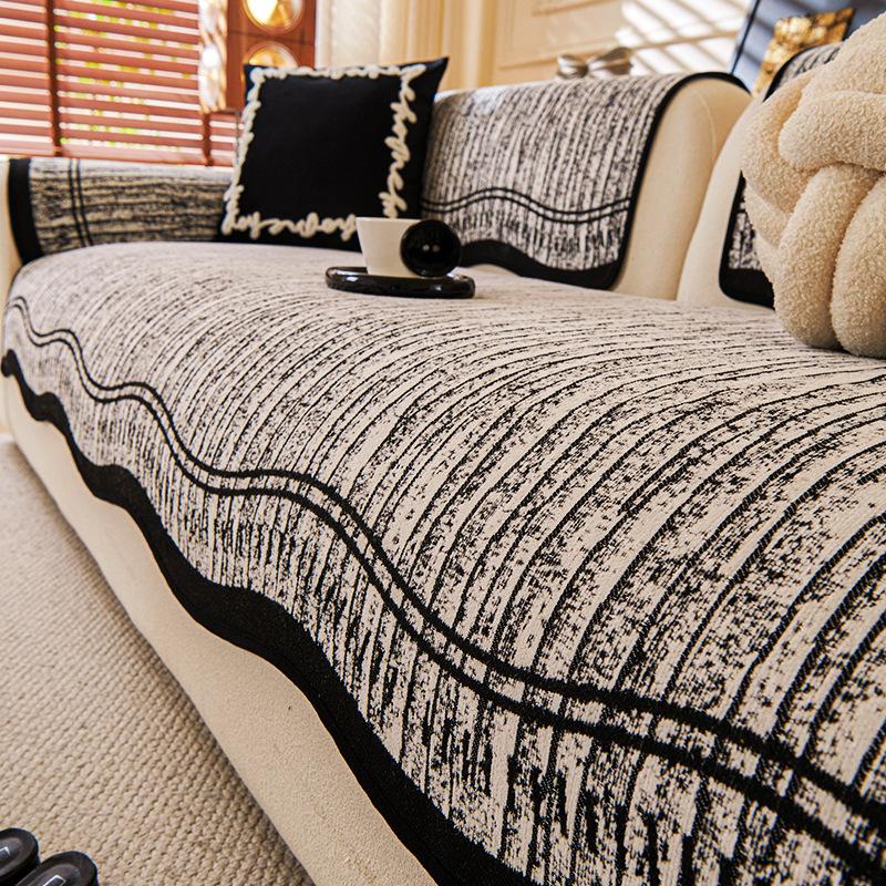 Premium Leather Sofa Cushion Plush New Four-Season Universal Fixed Non-Slip Straight Row Seat Cushion Cover Cloth Cover 70*70cm
Premium Leather Sofa Cushion Plush New Four-Season Universal Fixed Non-Slip Straight Row Seat Cushion Cover Cloth Cover 70*70cm