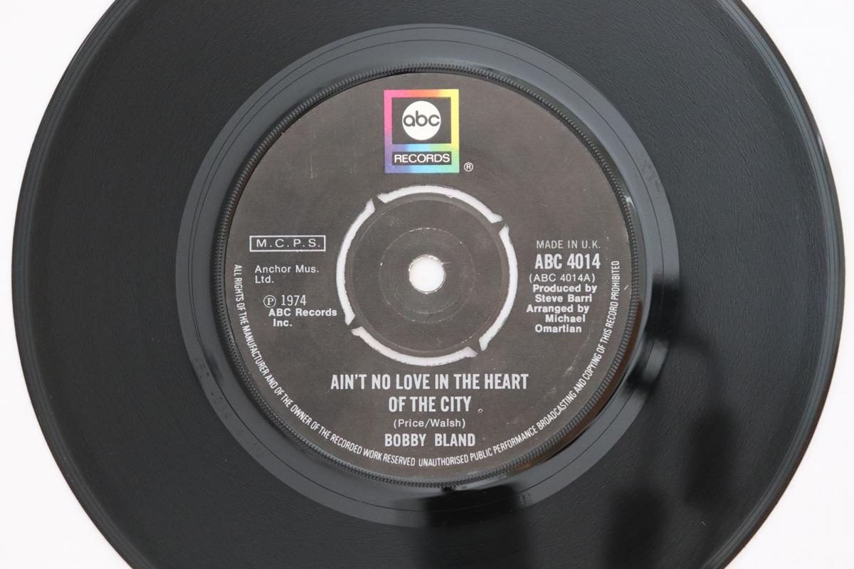 7inch Record BOBBY BLAND - Ain t No Love In The Heart Of The C ABC4014 ABC Records 1974 UK Soul/Funk Used
7inch Record BOBBY BLAND - Ain t No Love In The Heart Of The C ABC4014 ABC Records 1974 UK Soul/Funk Used