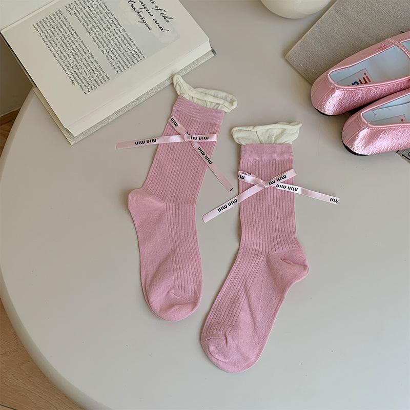 Ladies Spring and Summer Thin Double Collar Matching Sweet Ribbon Bow In The Tube Socks 1 pair рожевий
Ladies Spring and Summer Thin Double Collar Matching Sweet Ribbon Bow In The Tube Socks 1 pair рожевий