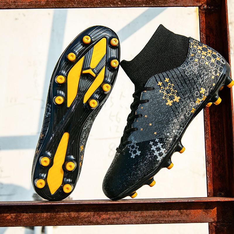 New Men Soccer Shoes Adult Kids Comfortable Football Boots Top Quality Breathable Sport Outdoor Training Shoes Non Slip FG35-47 35
New Men Soccer Shoes Adult Kids Comfortable Football Boots Top Quality Breathable Sport Outdoor Training Shoes Non Slip FG35-47 35