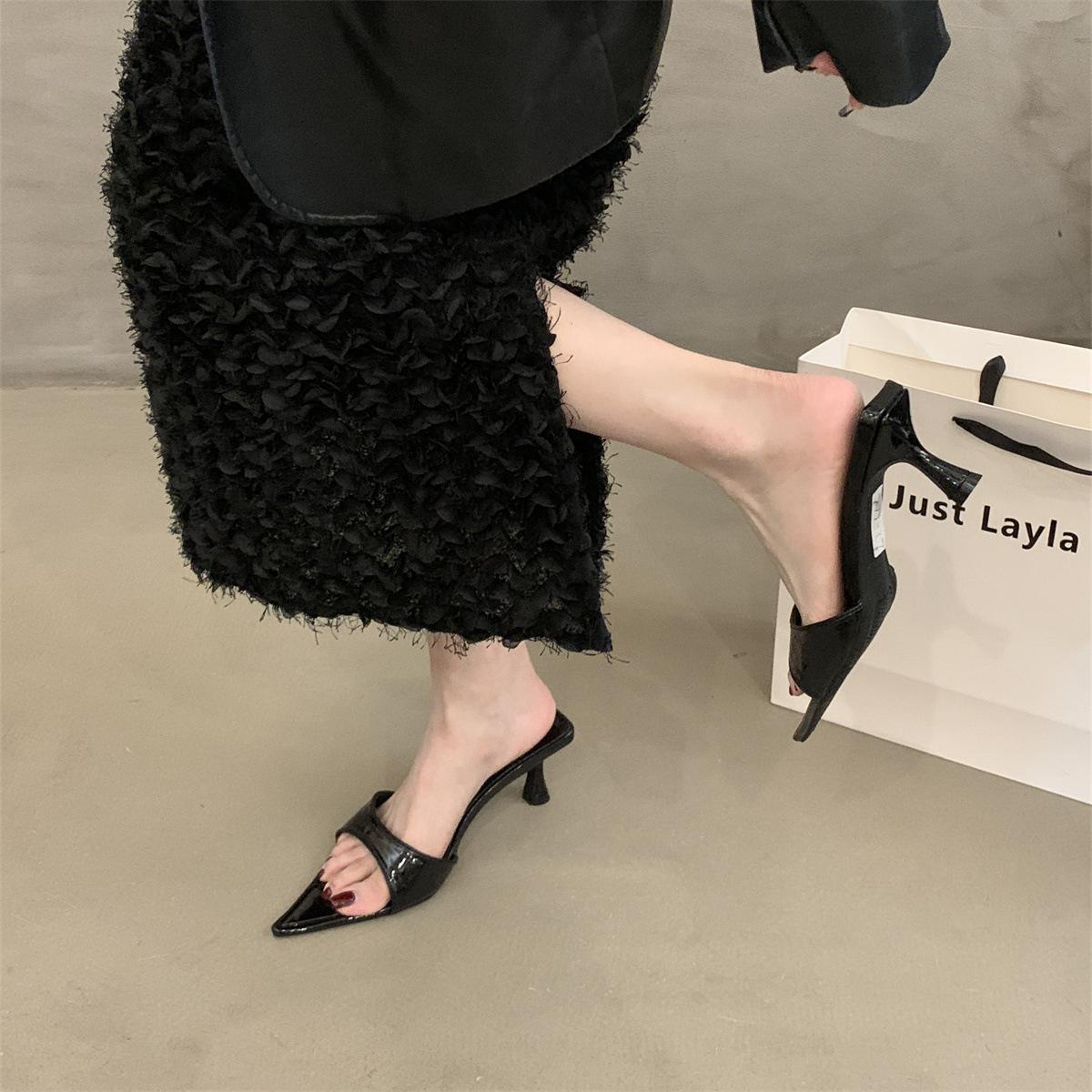French niche pointed-toed cool slippers outside women s shoes 2025 new summer with skirts leopard print high-heeled sandals 34 леопард друку кольору
French niche pointed-toed cool slippers outside women s shoes 2025 new summer with skirts leopard print high-heeled sandals 34 леопард друку кольору