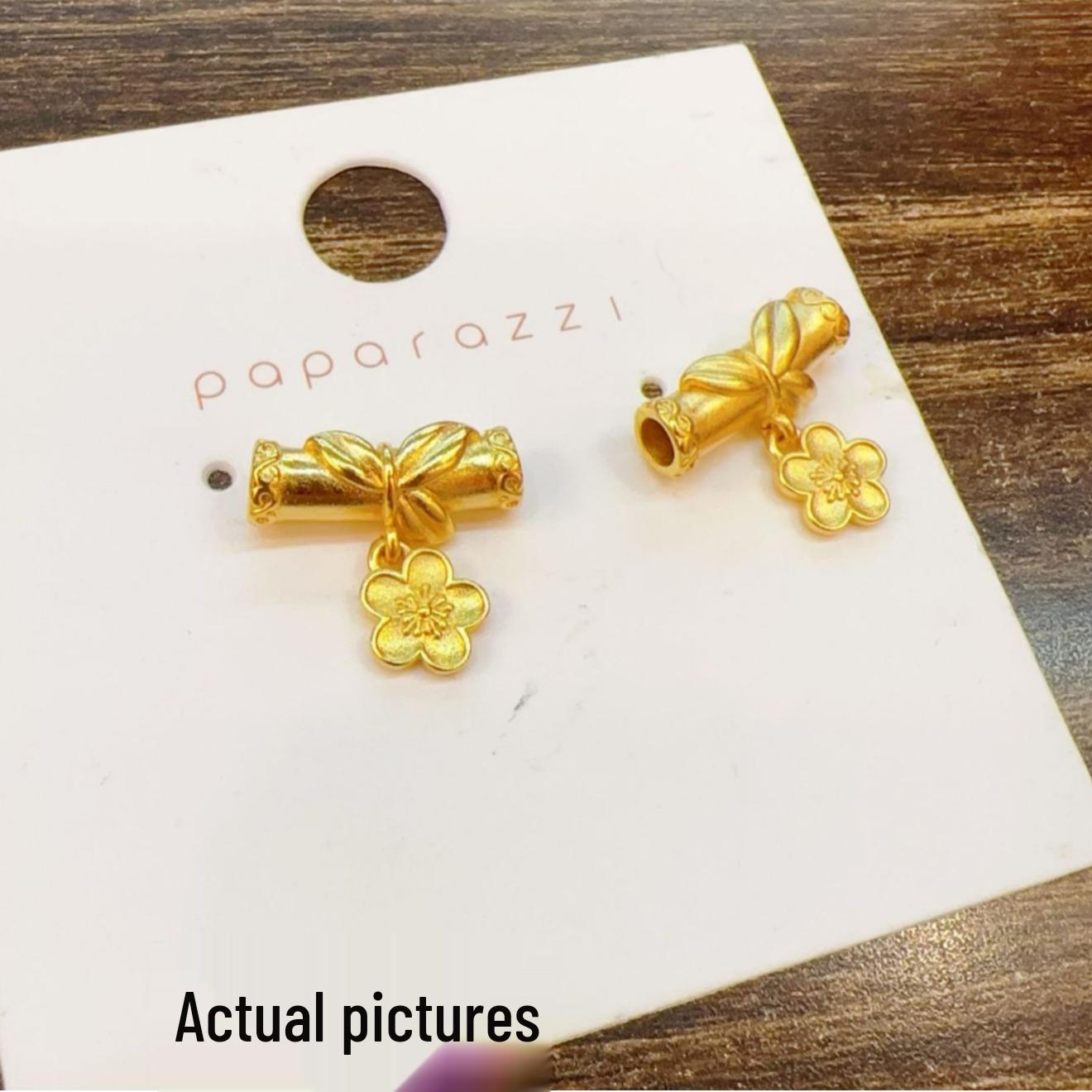 Bamboo Joint Peach Blossom Gold Pendant Bracelet for Couples
Bamboo Joint Peach Blossom Gold Pendant Bracelet for Couples