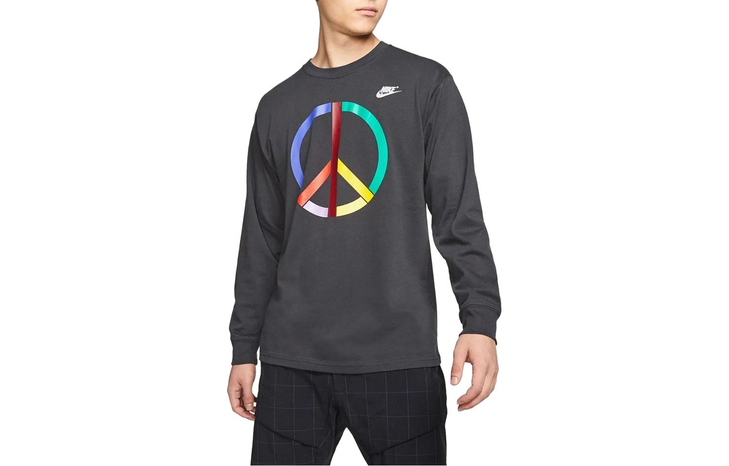 Nike X Olivia Kim Long Sleeve Tee CT3088-045 XS
Nike X Olivia Kim Long Sleeve Tee CT3088-045 XS