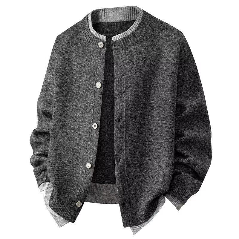 Men s Autumn/Winter Retro Knit Cardigan: Fake Two-Piece Korean-Inspired Loose Outerwear for Couples XXXL сірий колір
Men s Autumn/Winter Retro Knit Cardigan: Fake Two-Piece Korean-Inspired Loose Outerwear for Couples XXXL сірий колір