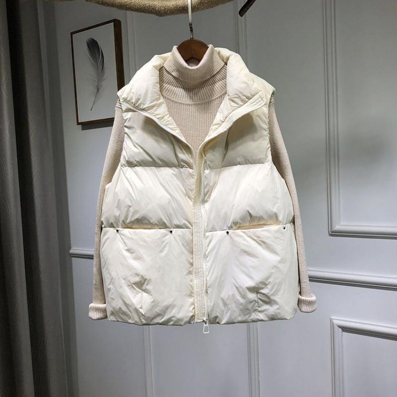 Женский легкий пуховый жилет 2021 - Пух белой утки, с заклепками, без рукавов, короткая верхняя одежда One size 40-70 kg белый
Женский легкий пуховый жилет 2021 - Пух белой утки, с заклепками, без рукавов, короткая верхняя одежда One size 40-70 kg белый